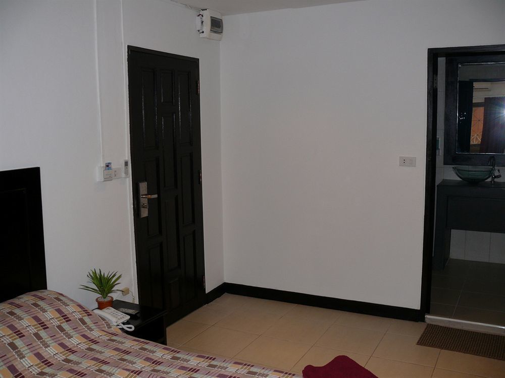 Aquarius Gay & Sauna Hotell Patong