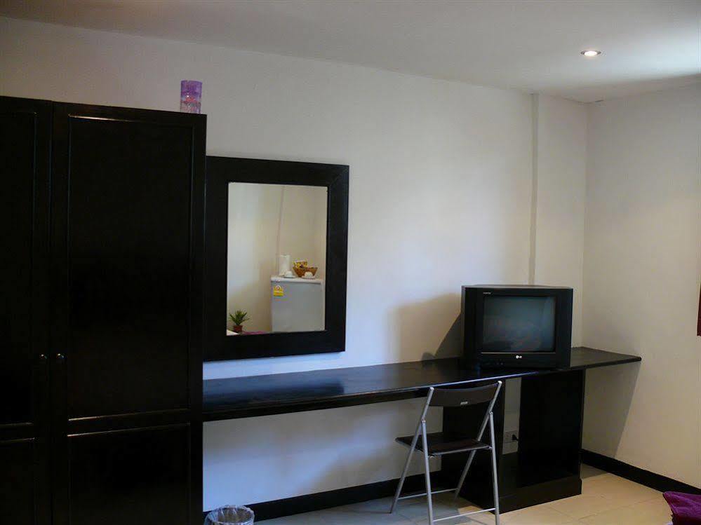 Aquarius Gay & Sauna Hotell 3*
