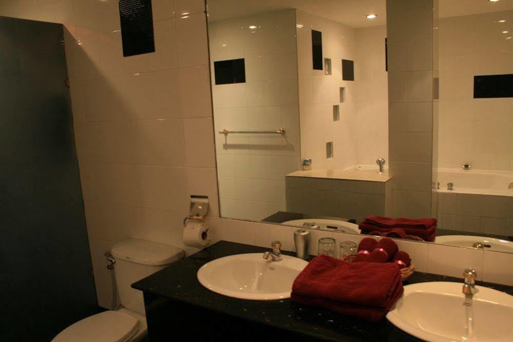 Hotell Aquarius Gay & Sauna Patong