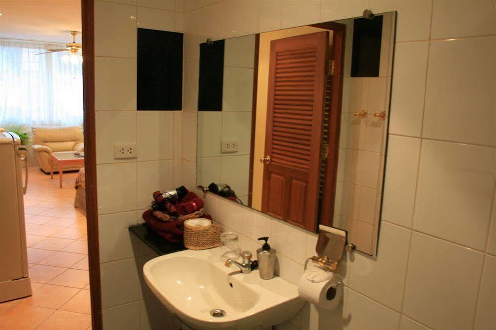 Hotell Aquarius Gay & Sauna 3*